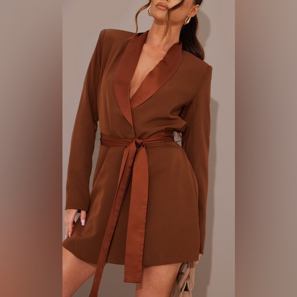 Chocolate Satin Lepel Tie Waist Blazer - Picture 2 of 3